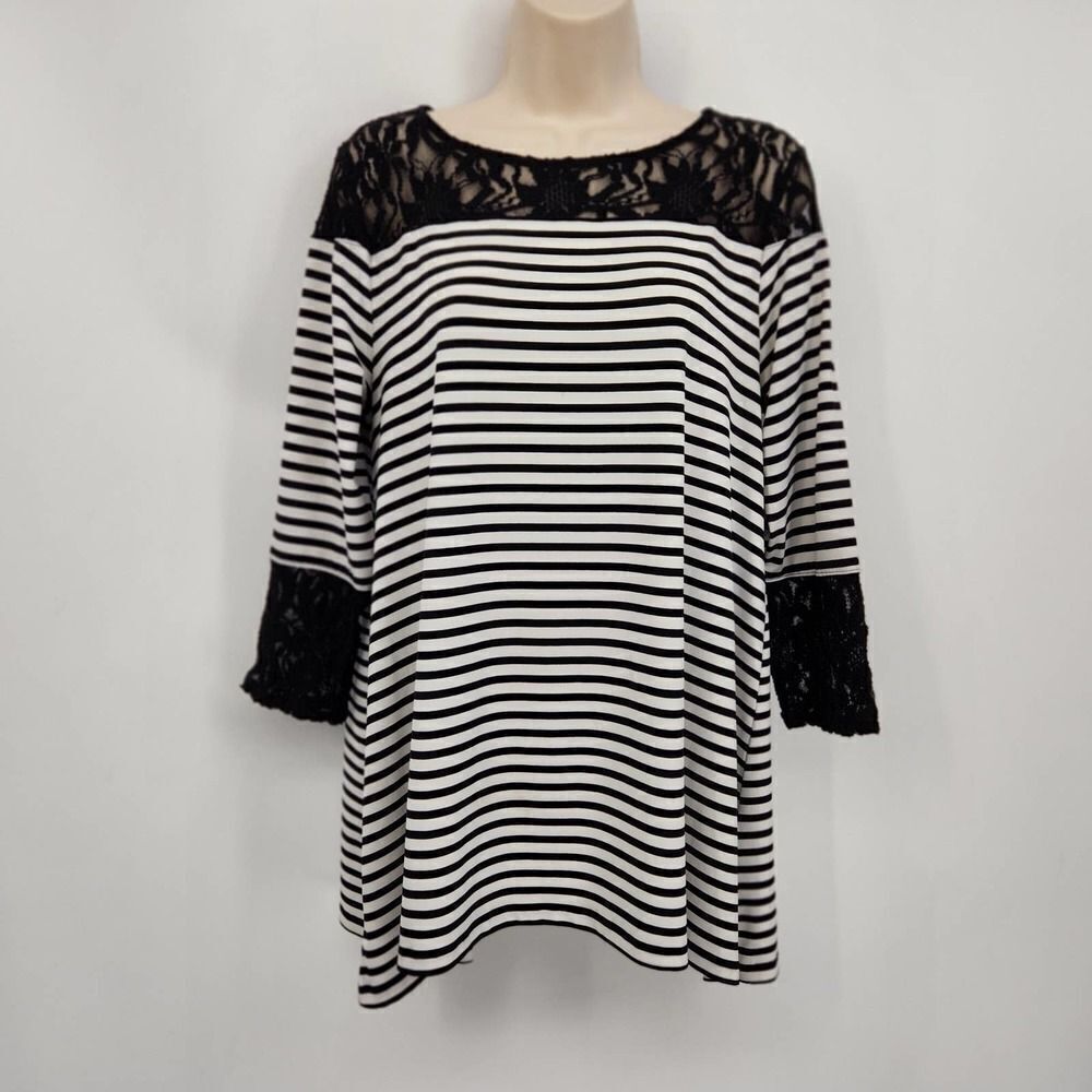 Chico's Pullover Blouse Size 1(M) Black & White Stripe Lace Accents
